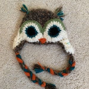 Owl hat 3/$15 ❤️
